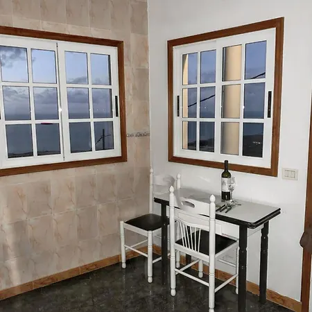Comfortable With Sea View 45 M² Parking Apartment *